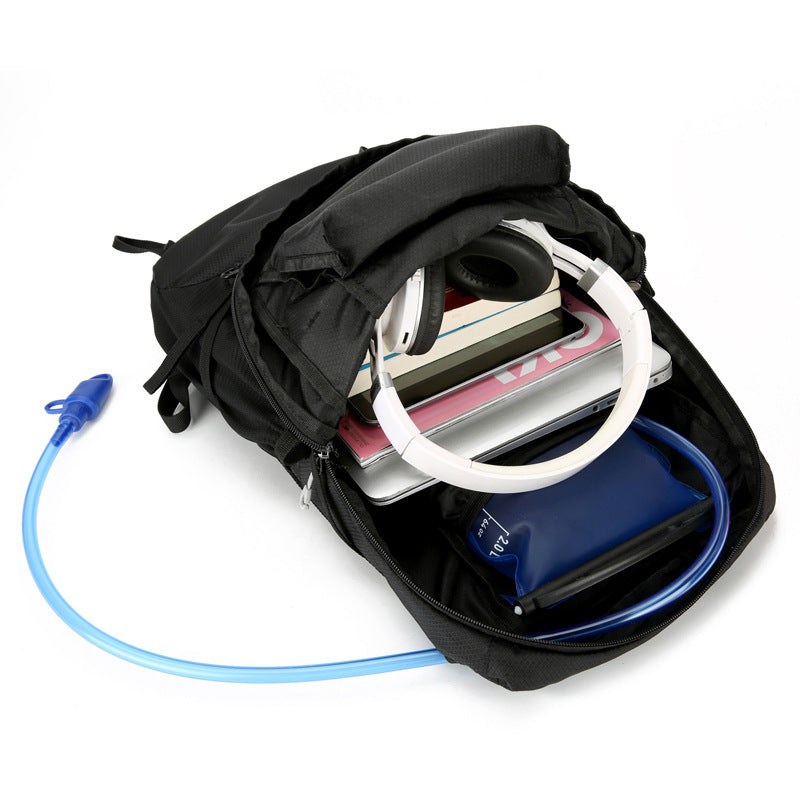 Men's Lightweight Folding Waterproof Hiking Backpack